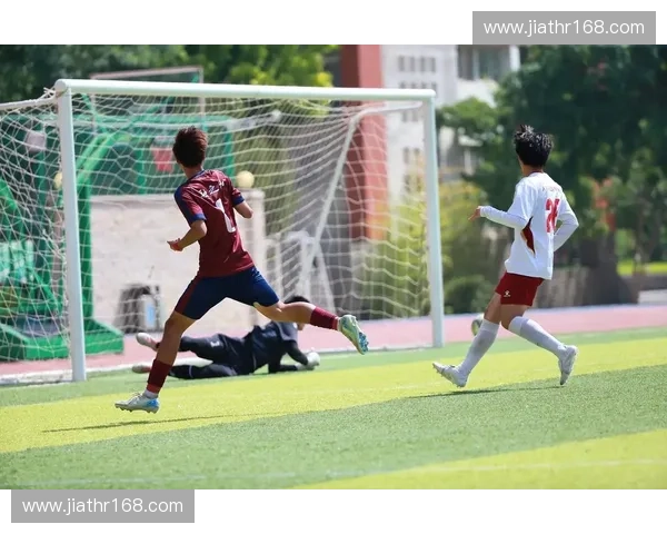 2014年校园足球联赛:热血对决与青春梦想的碰撞